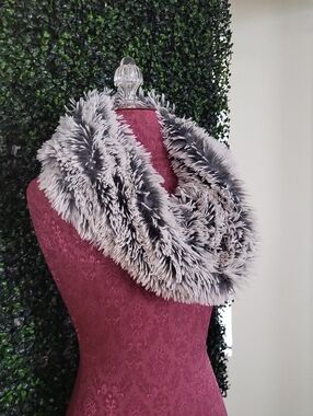 Altar'd State Plush Faux Fur Infinity Scarf - Gray and Black Tones